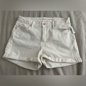 NWT Old Navy Size 14 High Rise OG Straight Shorts
